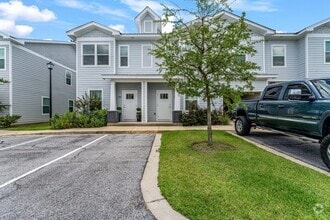Building Photo - 118 N Sand Palm Rd