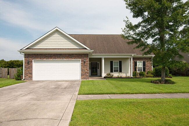 Foto del edificio - 238 Silver Hills Dr