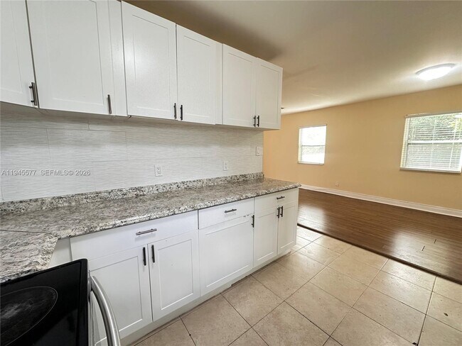 Foto del edificio - 1701 NW 14th Ct