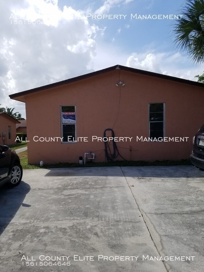 Cozy 2 Bedroom in Heart of WPB House Rental in West Palm Beach, FL