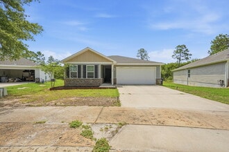 Building Photo - 136 Pfitzer Ct