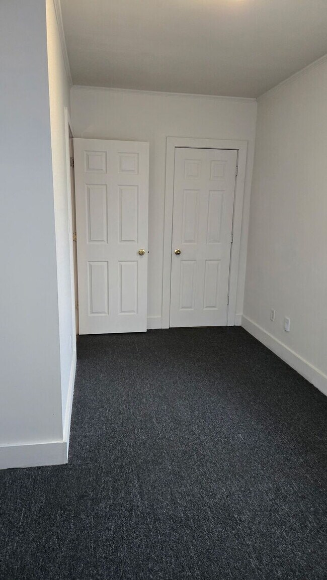 Foto del edificio - Comfortable, affordable, and ready to call home—this well-kept house is now available for rent.