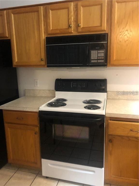 Building Photo - 3221 Villa Way Cir