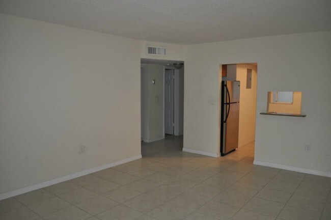 Foto del edificio - 7713 SW 88th St