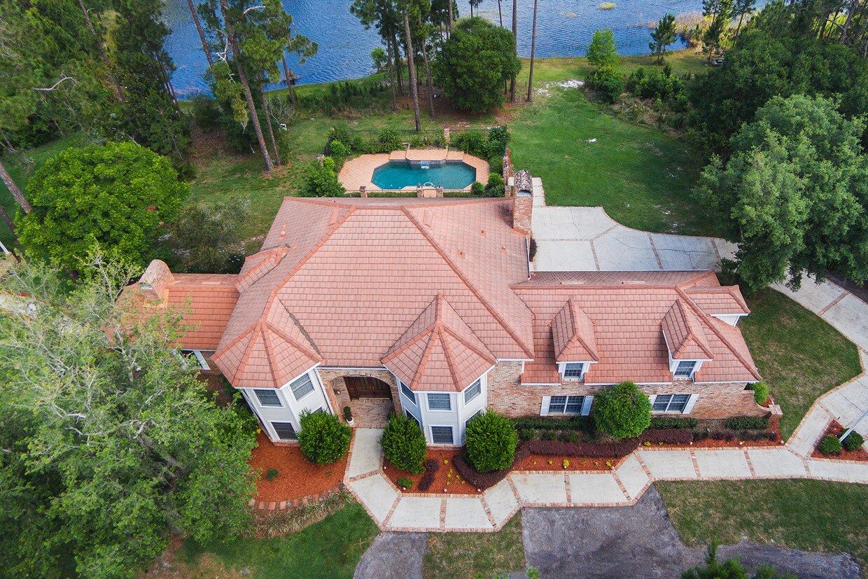 Primary Photo - 1286 Hill Stream Dr