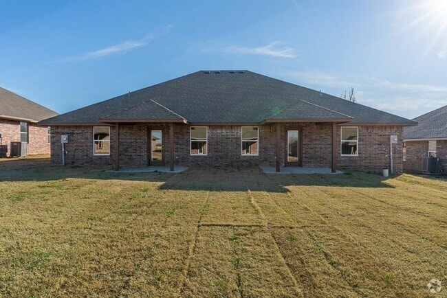 Building Photo - 1308 E Cavanaugh St