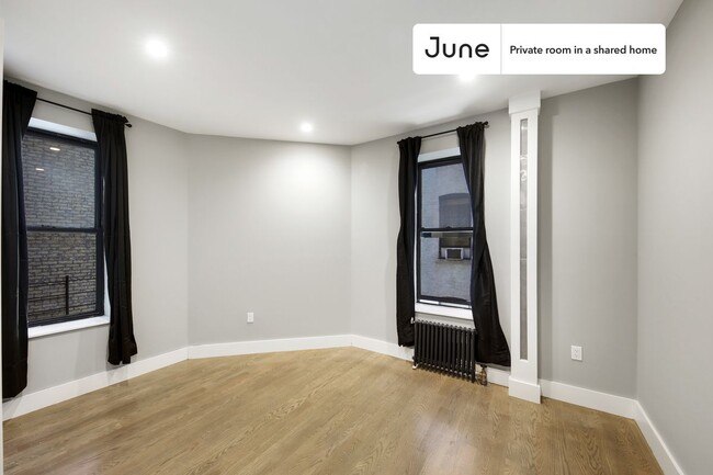 Foto del edificio - Private bedroom in 2 bed/1 bath Home