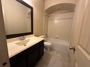 Building Photo - 5415 Sunfall Bend Ln