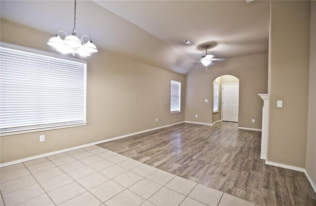 Foto del edificio - 3905 SW Gibson Ave