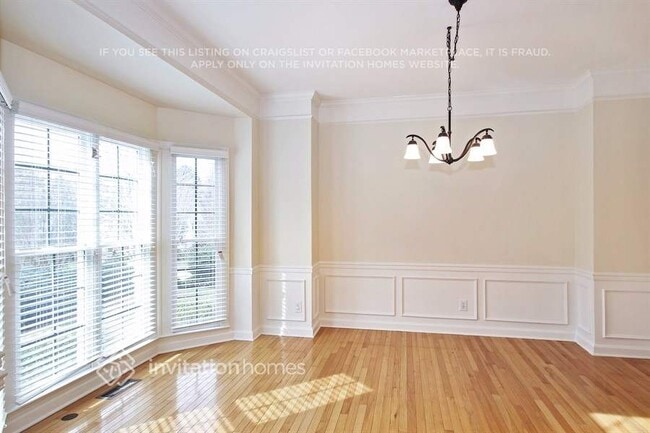 Building Photo - 3830 Providence Plantation Ln