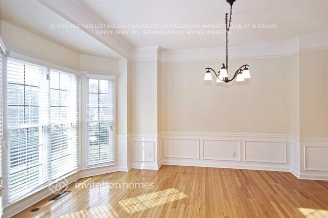 Foto del edificio - 3830 Providence Plantation Ln