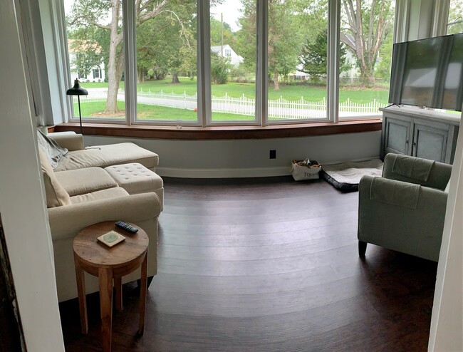 Sunroom - 2903 Cub Hill Rd