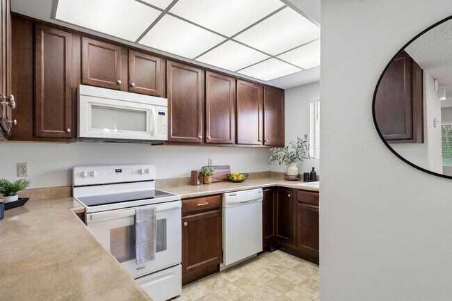 Foto del edificio - 7235 Cinnamon Cir