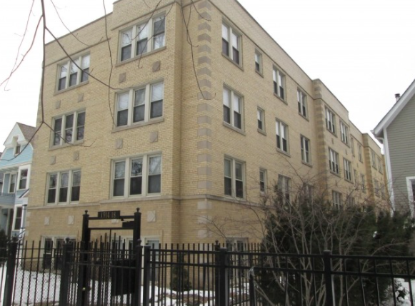 Building Photo - 1914 W Lunt Ave