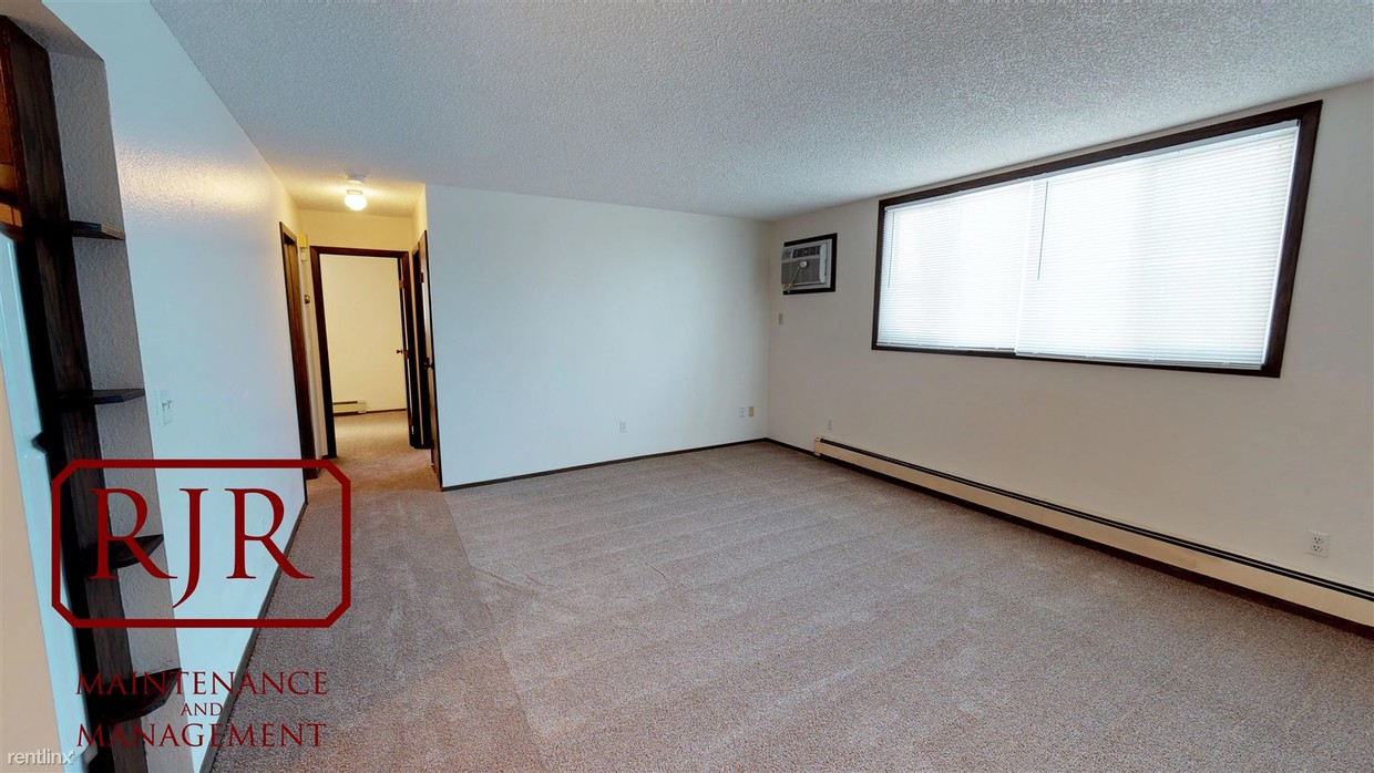 Foto principal - 2 br, 1 bath Apartment - 325 Eastdale Dr