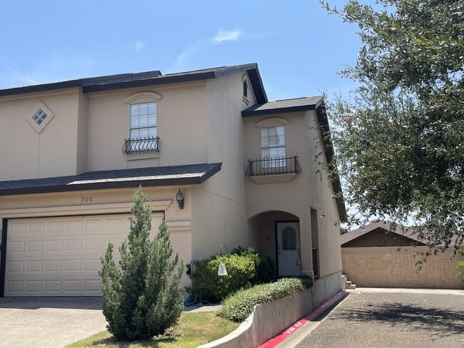 Building Photo - 510 Shiloh Dr