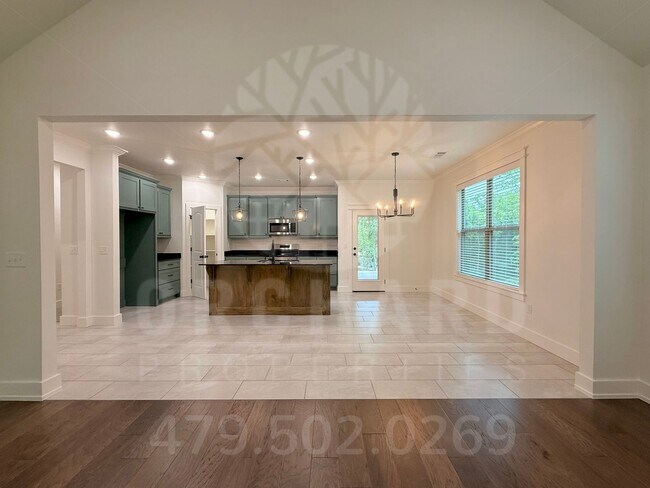 Building Photo - Bella Vista Single-Family Home- 2 Bed/ 2 Bath with Hobby Room- Beautiful Chase Plan