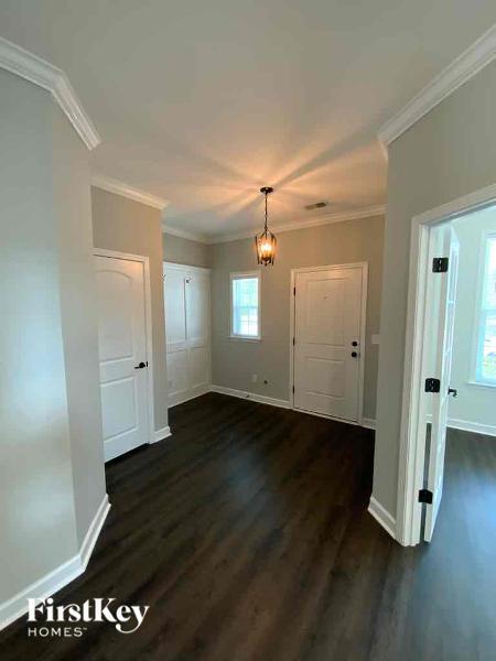 Building Photo - 1665 Emmets Rd