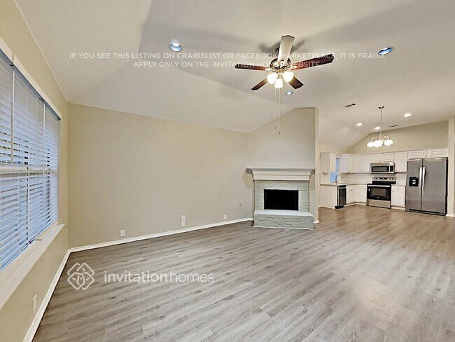 Foto del edificio - 119 Julian Dr