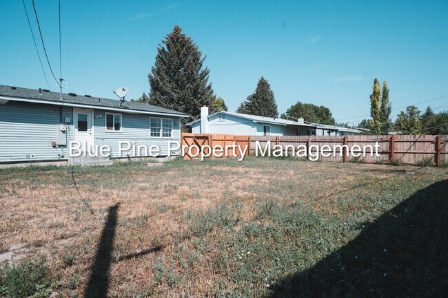Building Photo - 3455 Ross Ave