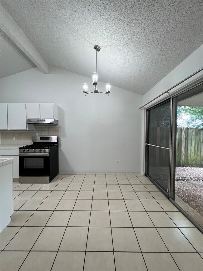Building Photo - 12304 Double Tree Ln