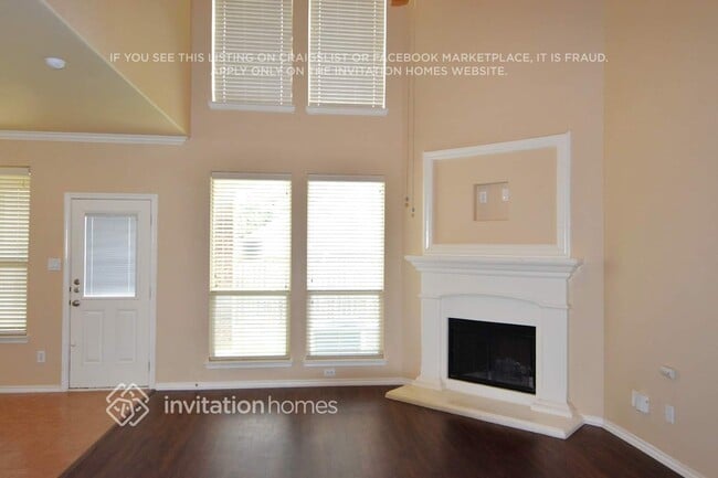 Building Photo - 2245 Whitney Dr