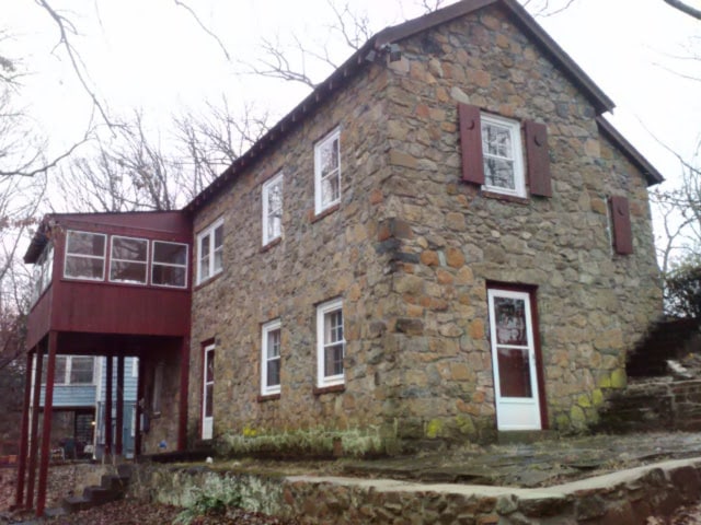 Building Photo - 2619 Jefferson Park Cir