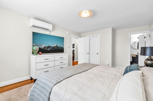 Foto del edificio - 705 W North St