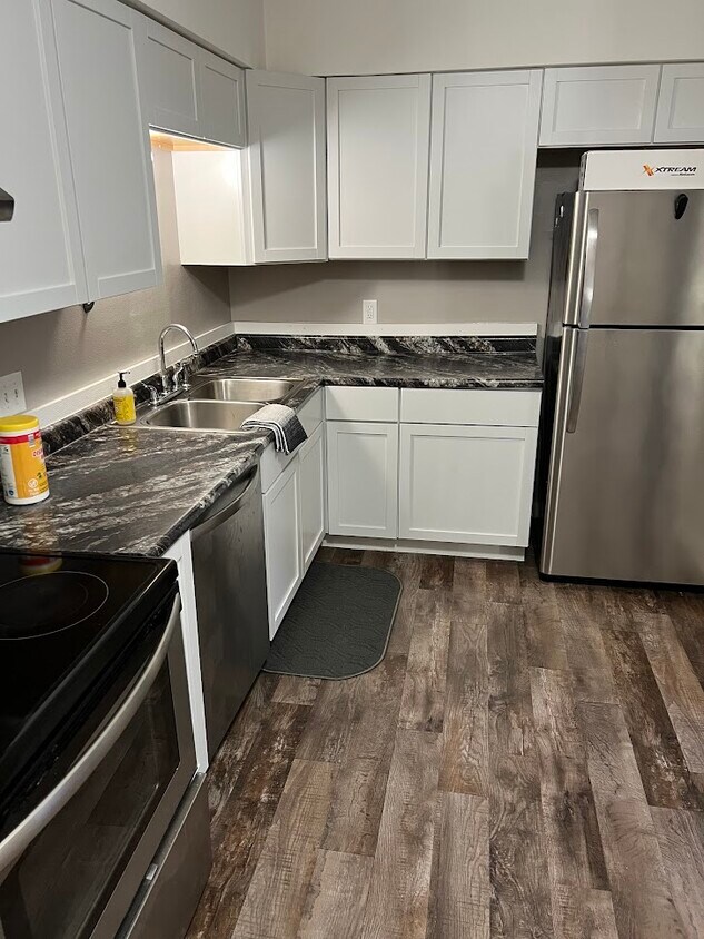 1934 Des Moines St, ster City, IA 50595 Townhome Rentals in