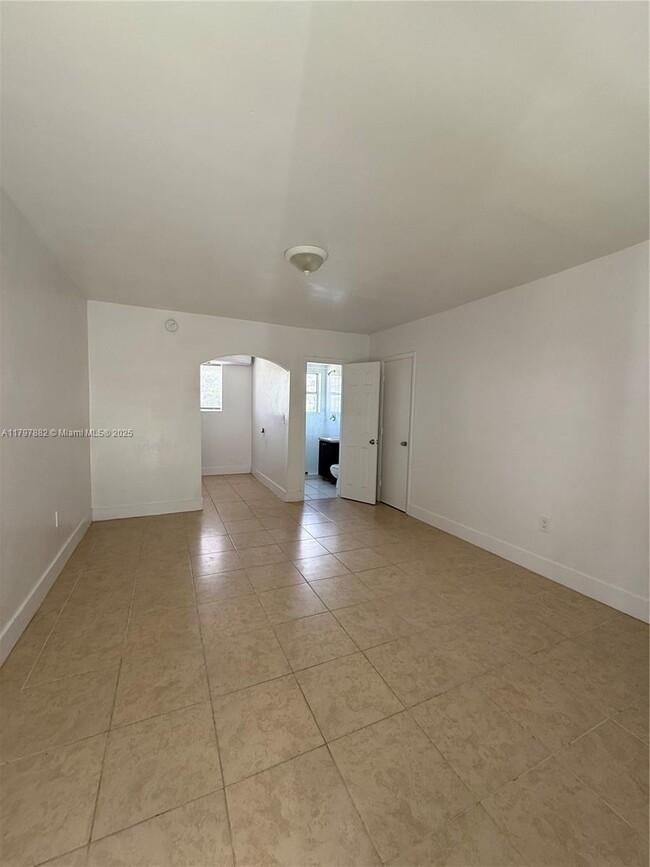 Foto del edificio - 5305 Biscayne Blvd