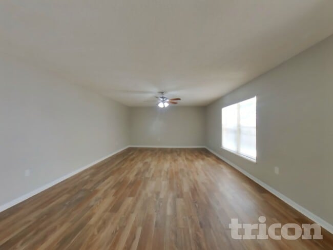 Building Photo - 2101 Ardencroft Dr