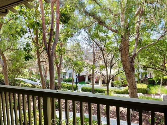 Building Photo - 22 Sheridan Ln