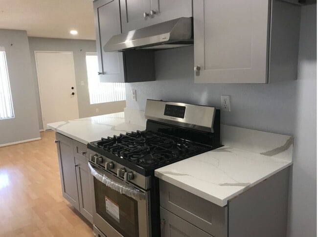 Foto del edificio - 10282 Tujunga Canyon Blvd