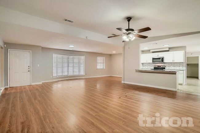 Foto del edificio - 3605 Wren Ave