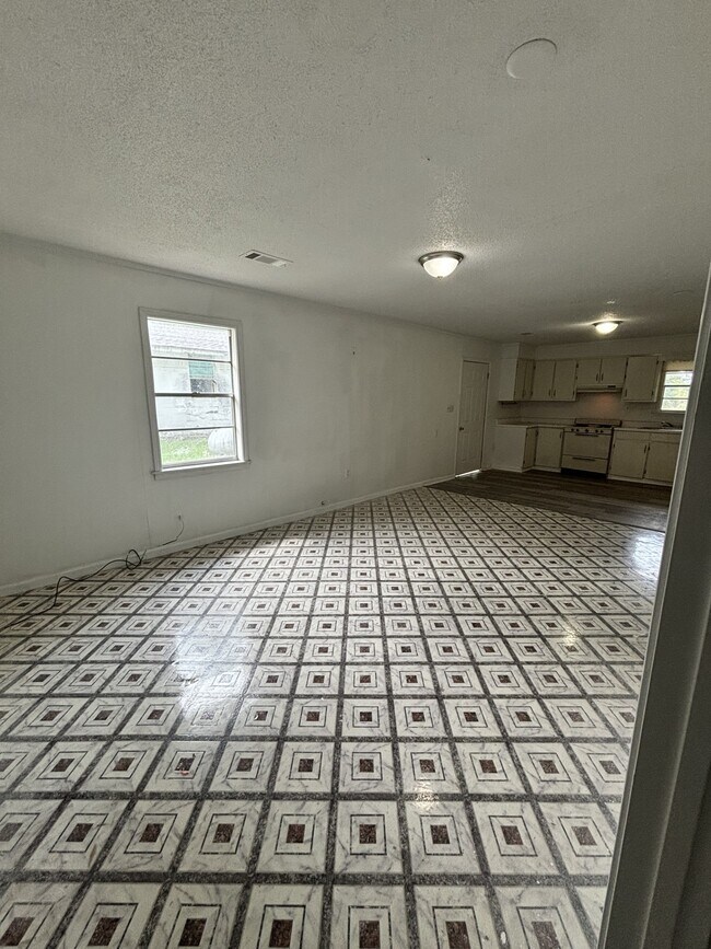 Foto del edificio - 294 Bryson St