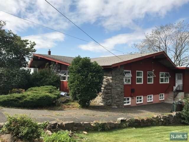 Primary Photo - 265 10th St
