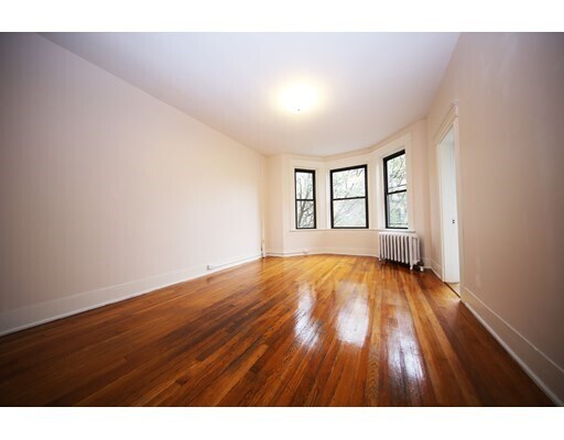 Foto del edificio - 58 Hemman St