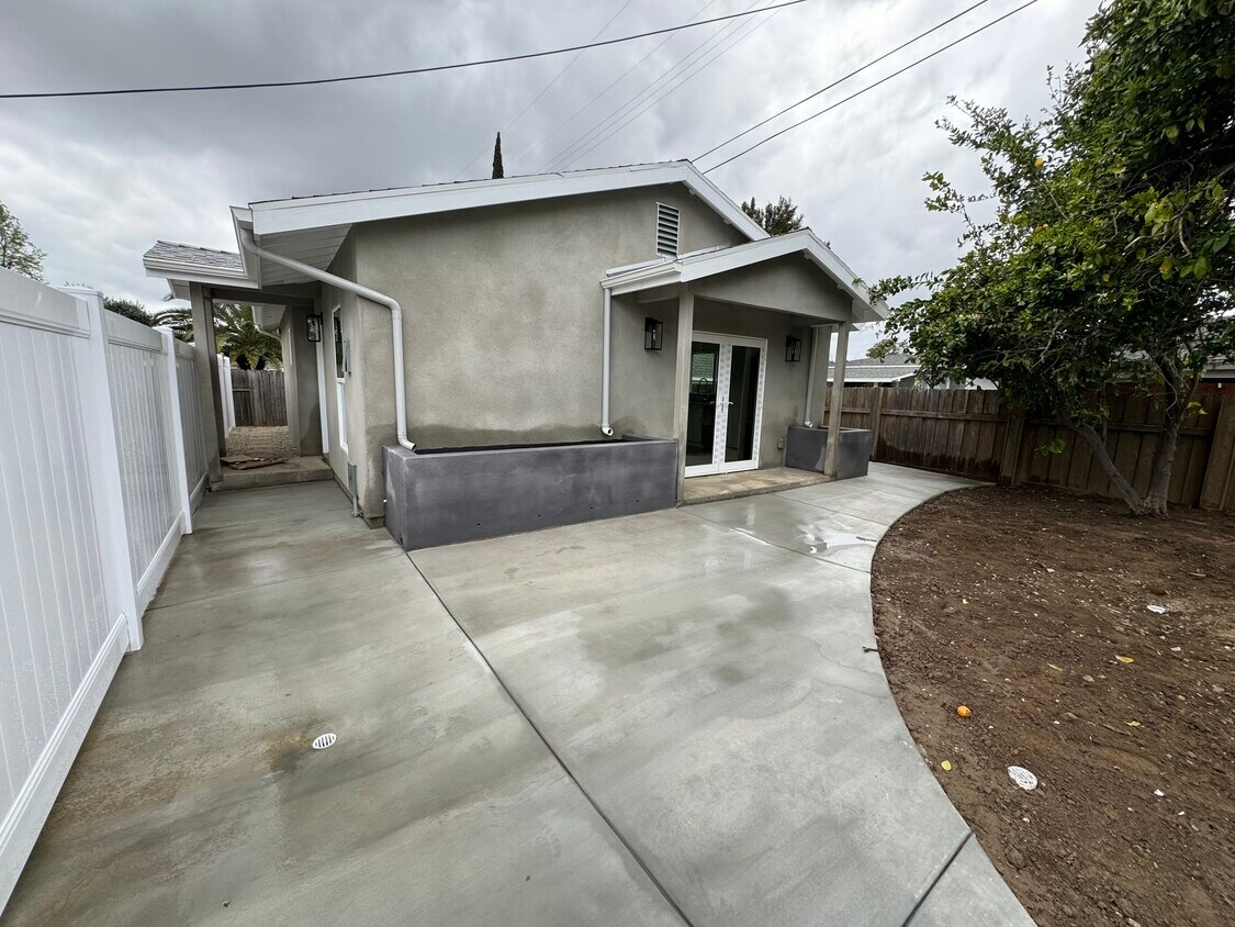 7445 Amestoy Ave, Van Nuys, CA 91406 House Rental in Van Nuys, CA