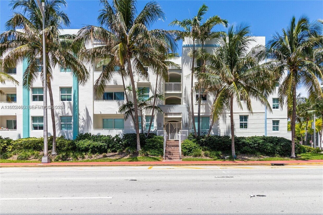 Foto principal - 9172 Collins Ave