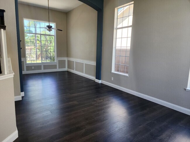 Foto del edificio - Gorgeous 4 Bedroom/3 Bath Home in South Temecula!