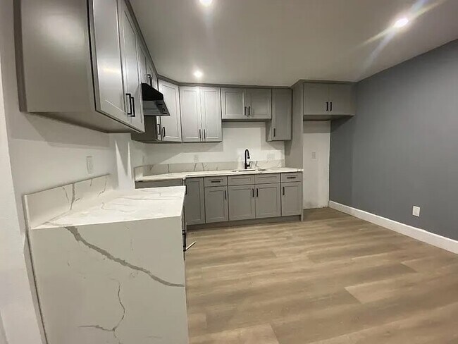 Foto del edificio - 2900 E Hullett St