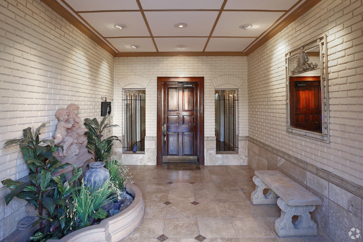 Foto del edificio - 3649 Peachtree Rd NE