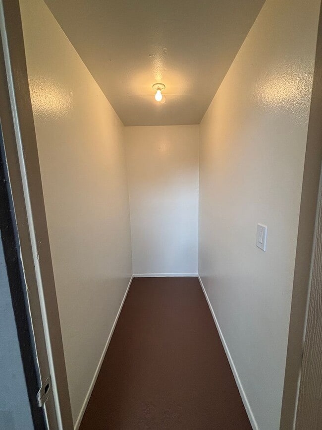 Interior Photo - 104 Brookstone Apartments