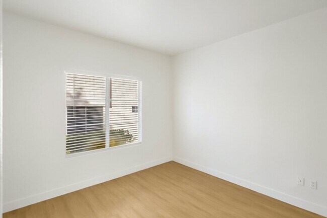 Foto del edificio - Beautifully Updated 2 Bed and 2 Bath Hende...
