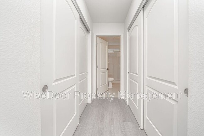 Foto del edificio - 609 W 4th Ave