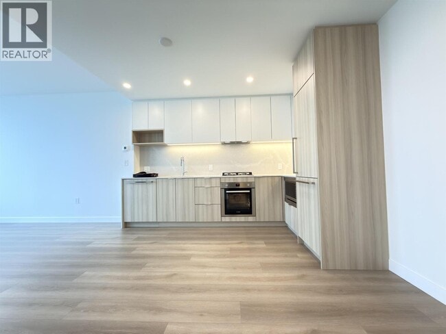 Building Photo - 6087 Wilson Ave