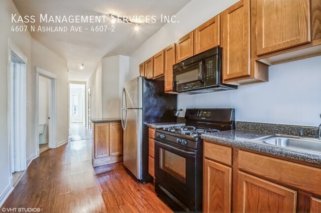 Building Photo - 4607 N Ashland Ave
