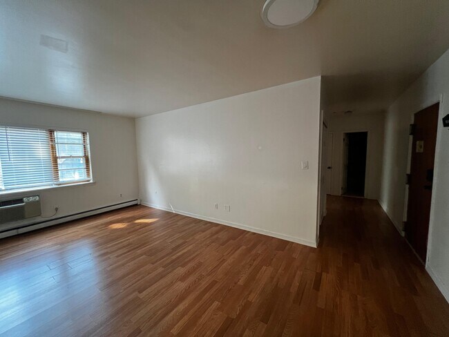 Foto del edificio - 475 Elm Street