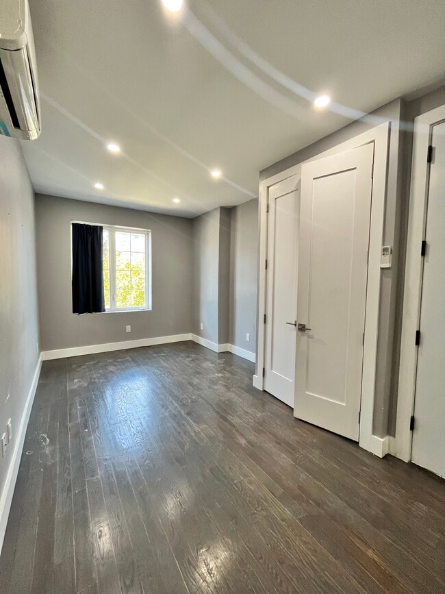 270 Hancock Ave 2 - 271 Hancock Ave