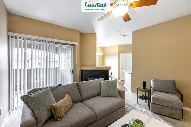 Foto del edificio - 5200 Summit Ridge Dr